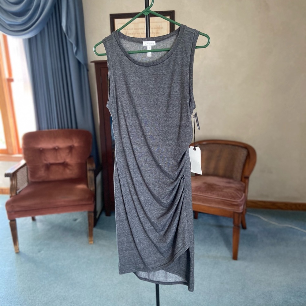Leith/Nordstrom size medium charcoal gray.